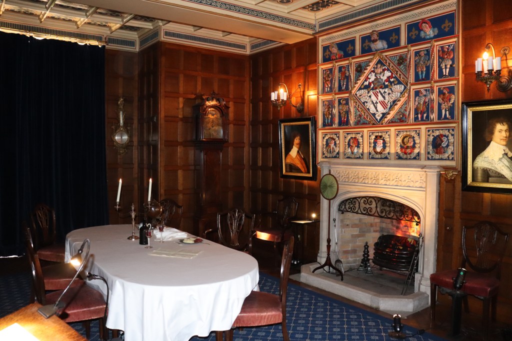 Newstead! Fastfalling, once resplendent dome! Literary Britain